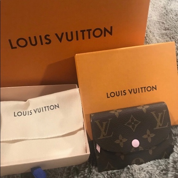 Rose ballerina authentic Louis Vuitton coin purse - Picture 1 of 2